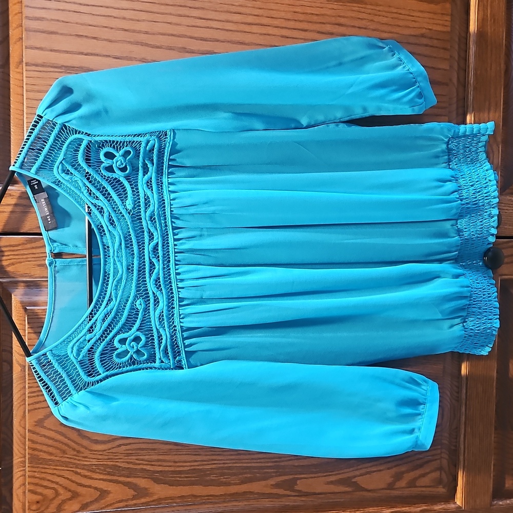 NWOT The Limited Blouse
